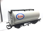 Hornby R6481 OO Gauge TTA Tank Wagon Esso 7832