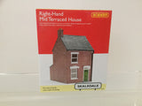 Hornby R9857 OO Gauge Skaledale Right Hand Mid-Terraced House