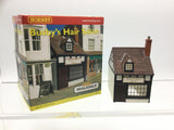 Hornby R8694 OO Gauge Busby's Hair Salon