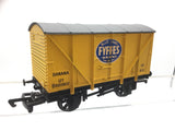 Dapol B379 OO Gauge BR Banana Van B881902 Fyffes