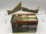 Hornby R8726 OO Gauge Ruins Castle Walls Joints