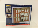 Bachmann 44-261 OO Gauge Low Relief Station Hotel