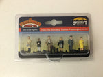 Bachmann 36-402 OO Gauge 1960/70s Standing Station Passengers Figures