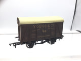 Dapol/Wessex Wagons OO Gauge Vent Van Young & Co Brewers, Wandsworth