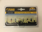 Graham Farish 379-304 N Gauge Station Passengers Standing Figures