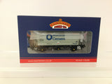 Bachmann 38-650A OO Gauge PCA Cement Tank Wagon Blue Circle