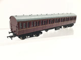 Bachmann 34-604B OO Gauge BR Suburban 2nd Coach E46086