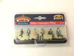 Bachmann 36-045 OO Gauge Station Passengers Sitting Figures