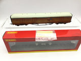 Hornby R4530A OO Gauge LNER Gresley Full Brake Coach 4213