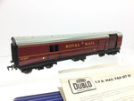 Hornby Dublo 32098 OO Gauge BR Maroon Mail Coach with Track