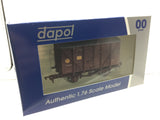 Dapol 4F-016-044 OO Gauge Banana Van Fyffes Bauxite B882143 Weathered