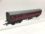Graham Farish 10615 OO Gauge BR Suburban Brake Coach M2570 (L1)