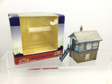 Bachmann 44-082 OO Gauge Derelict Signal Box