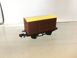 Graham Farish NR10 N Gauge Single Vent Van Brown