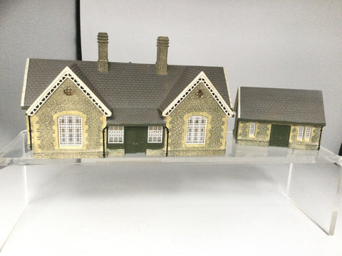 Hornby R9836 OO Gauge Skaledale Granite Station Building