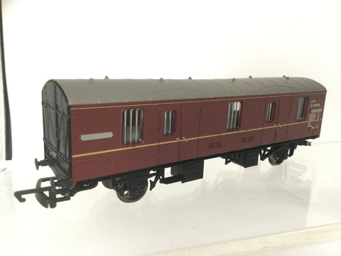 Hornby R6364 OO Gauge BR Maroon CCT Utility Van E94596
