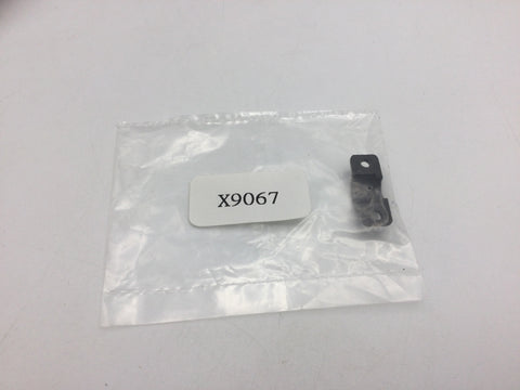 Hornby X9067 OO Gauge N2 Class Motor Retainer