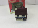 Hornby Lyddle End N8037 N Gauge Birds Corner Shop