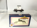Bachmann 33-950 OO Gauge BR 1 Plank Wagon B450027 w Container
