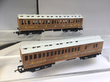 Hornby R391/R445 OO Gauge LNER Clerestory Coaches 1475/2247