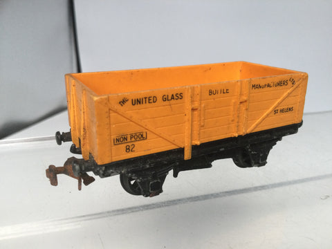 Hornby Dublo 4660 OO Gauge 5 Plank Open United Glass Bottle Manu