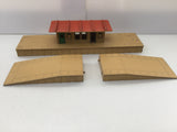 Hornby Dublo OO Gauge Island Station with Platform