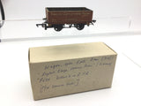 Peco R60/1C OO Gauge 5 Plank Wagon English Clays Lovering Pochin (L1)