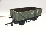 Graham Farish 12001 OO Gauge LMS 5 Plank Wagon 165417