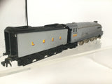 Trix 1188 OO Gauge LNER Silver A4 Class 2509 Silver Link