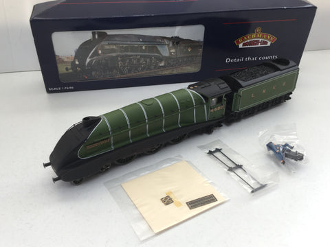 Bachmann 31-956 OO Gauge LNER Green Class A4 4482 Golden Eagle