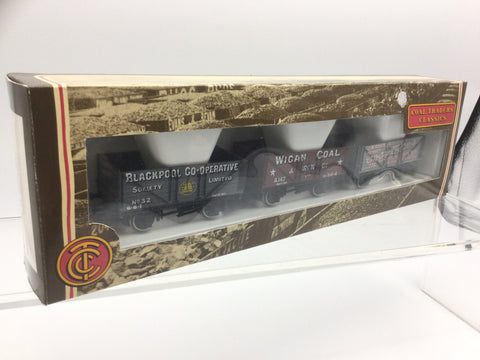 Bachmann 33-028 OO Gauge Coal Trader Series Blackpool/Wigan/Scholes