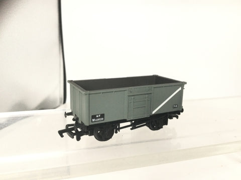 Bachmann 33-751 OO Gauge 16t Mineral Wagon M620233 ex LUL Set