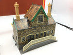 Hornby R534 OO Gauge Country Station