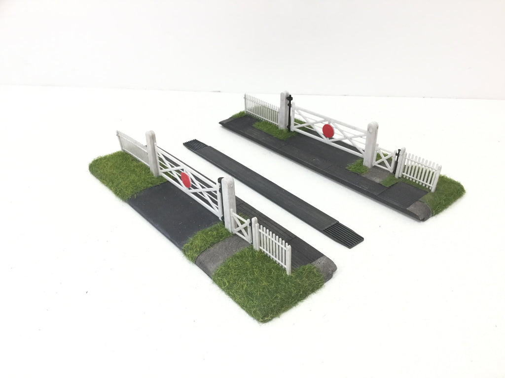 Bachmann 44-189 OO Gauge Gated Level Crossing