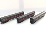 Hornby R2032 OO Gauge BR Maroon Mk 1 Coaches x3