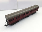 Triang R121 OO Gauge BR 9" Suburban Composite M41006
