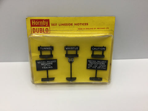 Hornby Dublo 5037 OO Gauge Lineside Notices/Signs