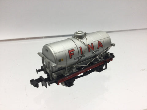 Graham Farish 373-678A N Gauge 14t Tank Wagon Fina