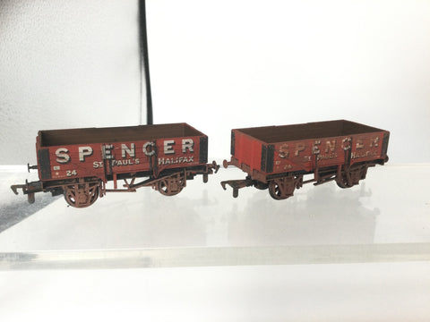 Airfix 54375 OO Gauge 5 Plank Open Wagon Spencer x2