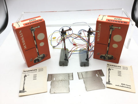 Marklin 7039 HO Gauge M Track Home Signal x2