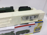 Hornby R2915 OO Gauge GWR Green Class 28xx 2818
