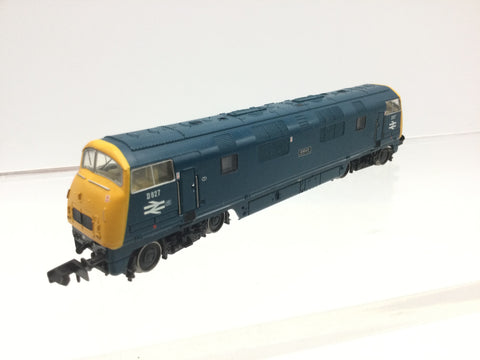 Graham Farish 371-601A N Gauge BR Blue Class 42 Warship D827 Kelly DCC FITTED