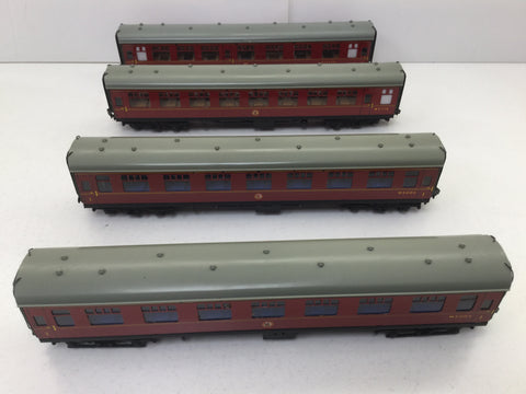 Hornby Dublo 4052/4062/4063 OO Gauge BR Maroon Mk 1 Coaches x4
