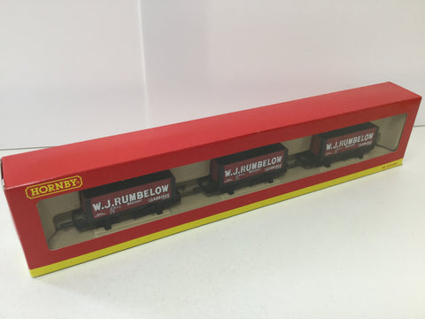 Hornby R6086 OO Gauge Triple Pack 7 Plank Wagons Rumbelow