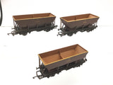 Hornby R6885 OO Gauge EWS HEA Hopper Wagon Triple Pack