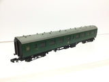 Graham Farish 370-225 N Gauge BR Green Mk1 Corr 2nd Coach S24327