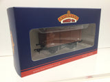 Bachmann 38-382 OO Gauge LNER 12T Ventilated Van Corrugated Ends BR Bauxite (Early)