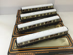 Mainline 937123/937124 OO Gauge GWR Collett Coaches x4