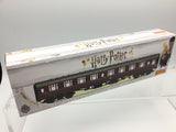 Hornby R4934 OO Gauge Harry Potter Hogwarts Mk1 SK Coach 99716