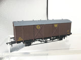 Dapol B746 OO Gauge GWR Passenger Fruit Van 2877